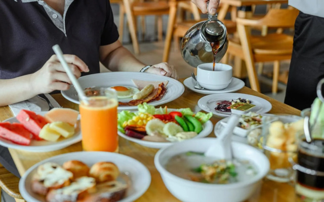 Oakwood hotel & Residence Sri Racha