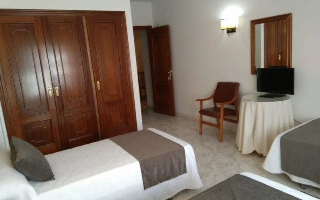 Hostal Mourelos