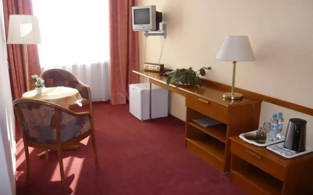 Hotel Płonia