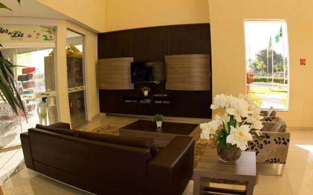 Lagoa Quente Hotel