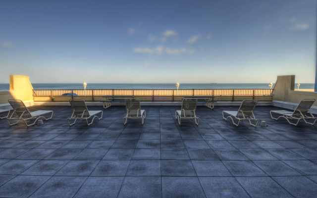 Boardwalk One