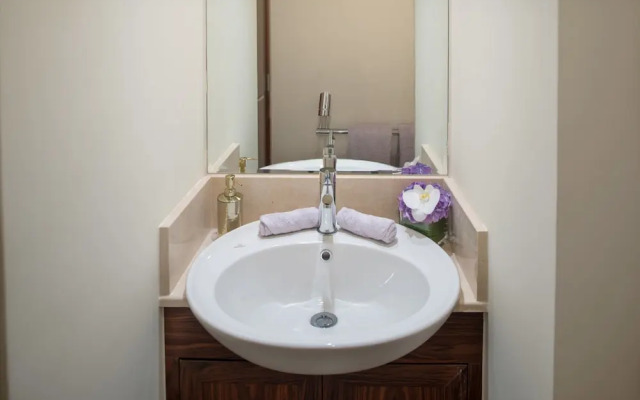 The Residences 8
