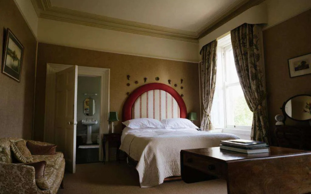 Ballyvolane House