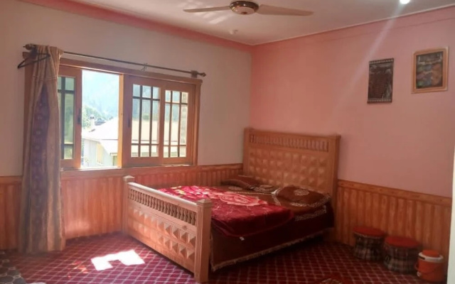 Paradise Lodge Keran