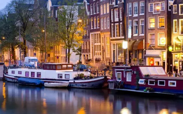 Boathouse Canal View