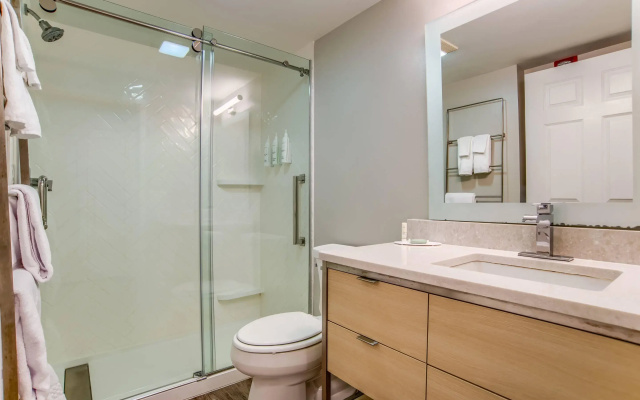 MainStay Suites