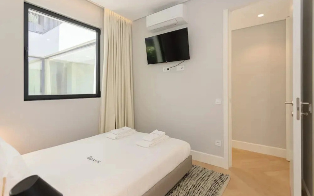 Pool Paradise Apartment C