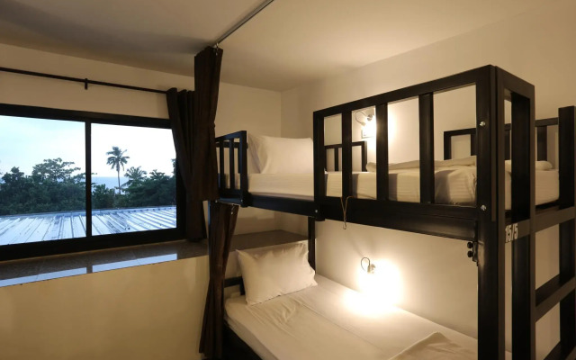 Balcony Party Hostel - Adult Only +18