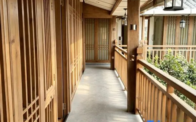 Chunzhi Xiao Holiday Villa Courtyard Vacation Apartment (Gucheng South Gate)