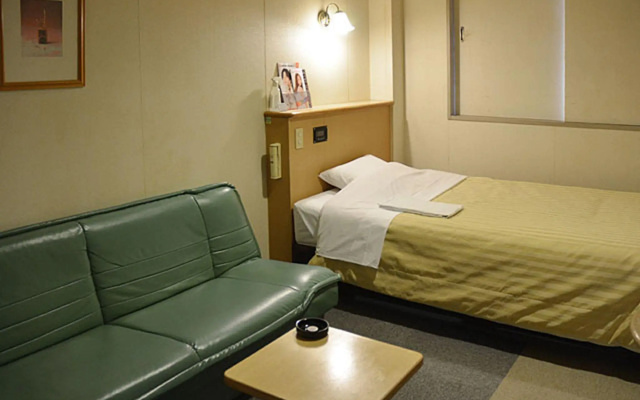 Best Inn Arai