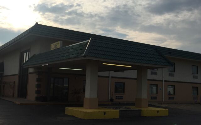 Quality Inn Suites In Salina United States Of America From 86