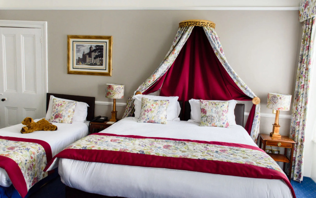 Old Hall Hotel