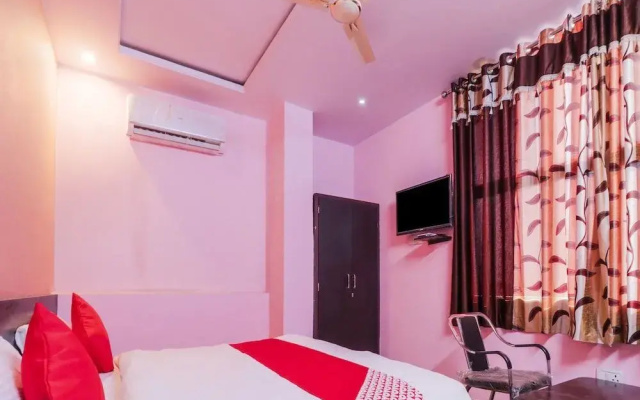 OYO Flagship Hotel Shivam Palace