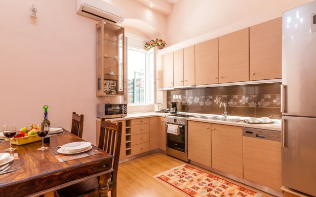 Kantouni Bizi Myranthis Apartment