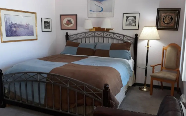 Columbine INN