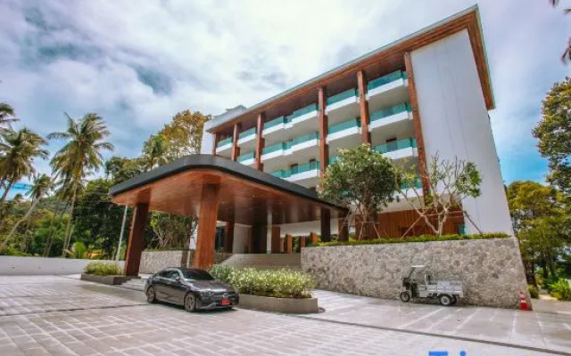 Luxtalay Khanom Hotel
