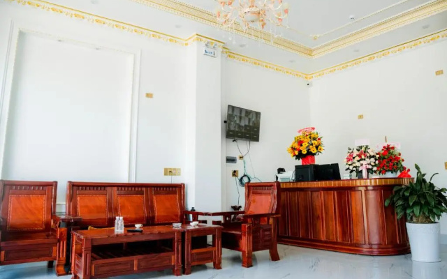 Chau Ngoc Vien Hotel - Bien My Khe - Quang Ngai