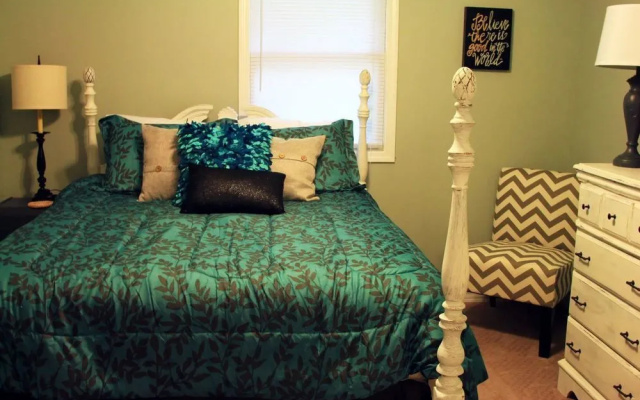 The Barnabas House Bed & Breakfast