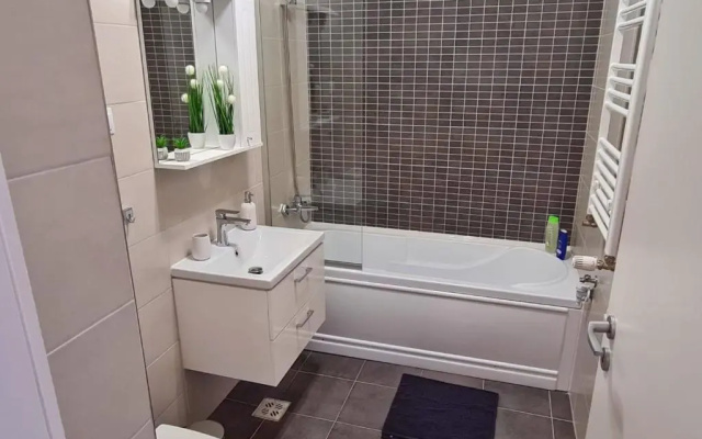 2 Bedrooms - Skyblue Central apartment