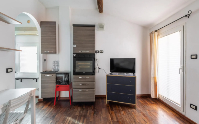Studio Malcontenti con Terrazzo by Wonderful Italy