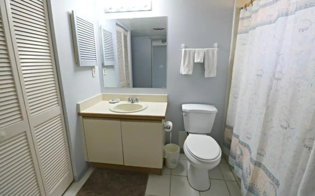 Ocean Village Club C14