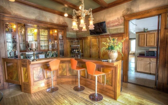 Lauerman House Inn