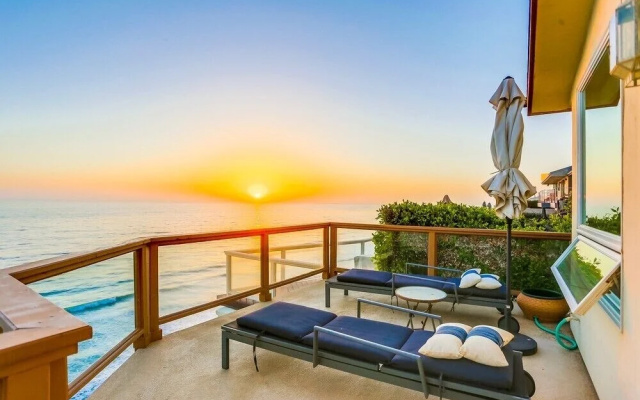 Surf House 3 Bedroom Home