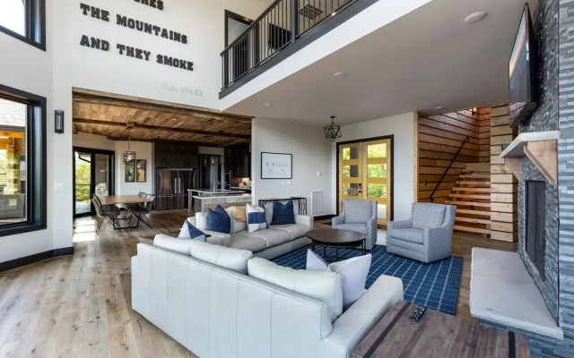 Manna Mountain Lodge