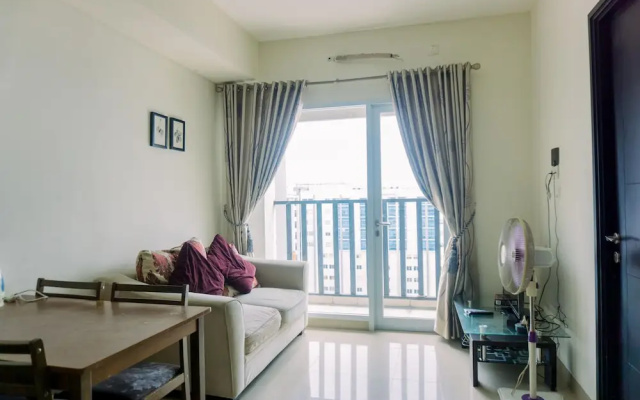 Fancy And Nice 1Br At Paramount Skyline Apartment