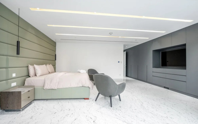 Luxe Dubai Marina 3Flr 4BR w Pool Sauna