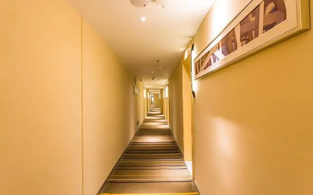 City Comfort Inn Qizhou Pubei Bus Station