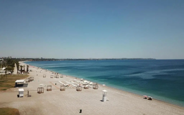 Acropol Beach Hotel