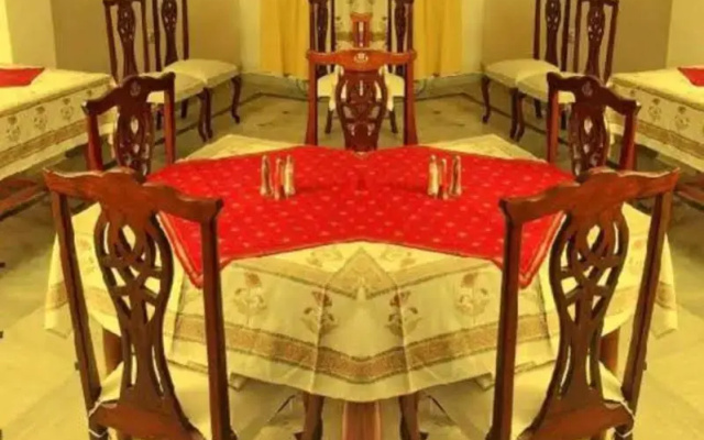 Hotel Shree Niwas