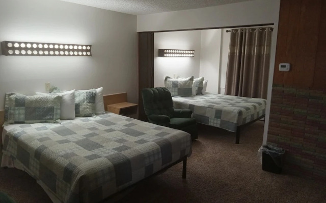 Siesta Motel