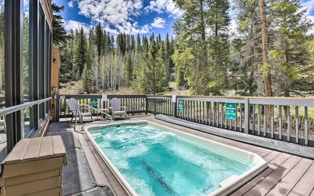 Keystone Mountain Getaway: Walk to Ski Lifts