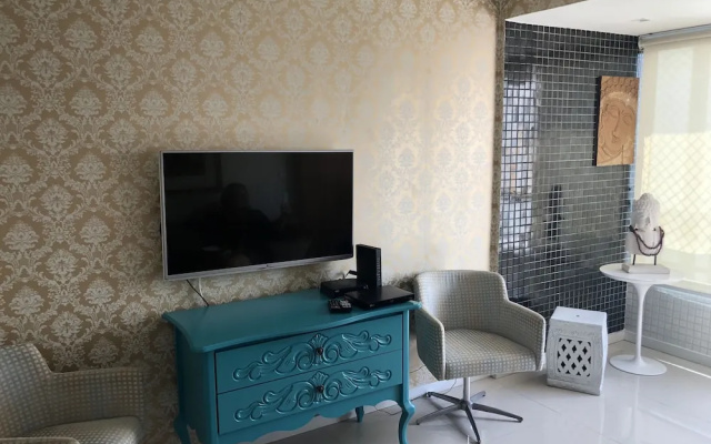 Apartamento de Luxo Perto da Praia