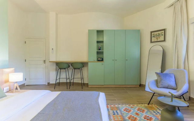 Quattro - Deluxe Studios & Rooftop in Batroun