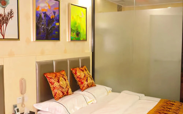 Yimi Hotel (Guangzhou Linhexi Metro Station)