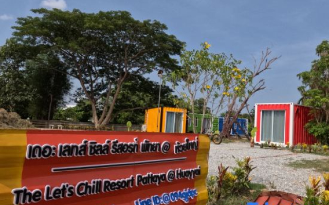 The Let's Chill​ Resort​ Pattaya @ Huayyai
