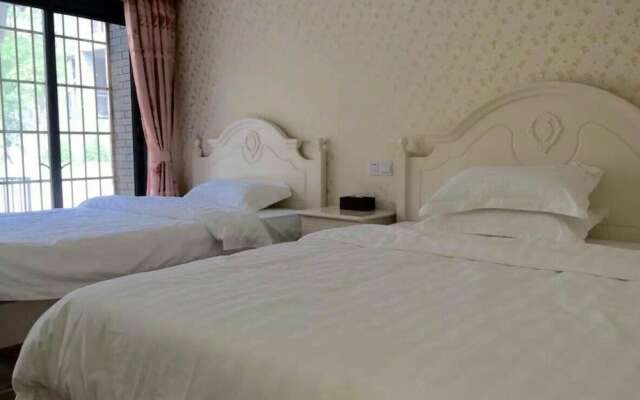 Отель Hui Tong Villa комната для гостей