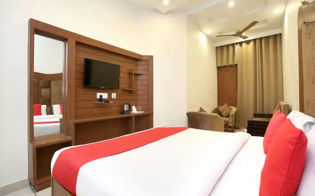 FabHotel Signia Zirakpur