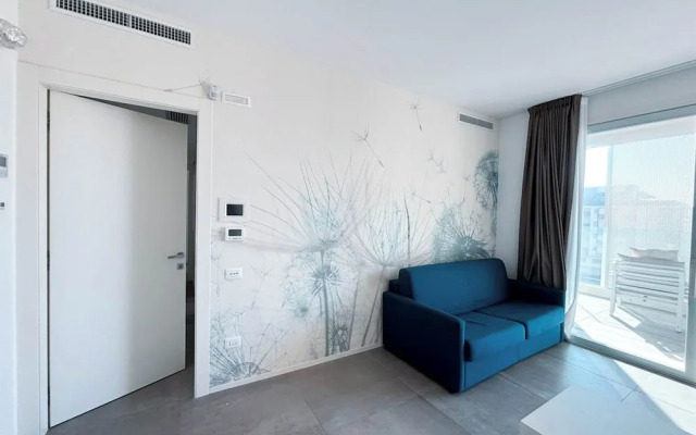 Modern Apartment Steps From the Beach