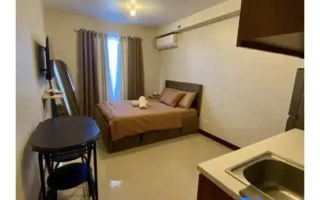 Seaside Serenity w/ SUNRISE | Staycation | Near Airport