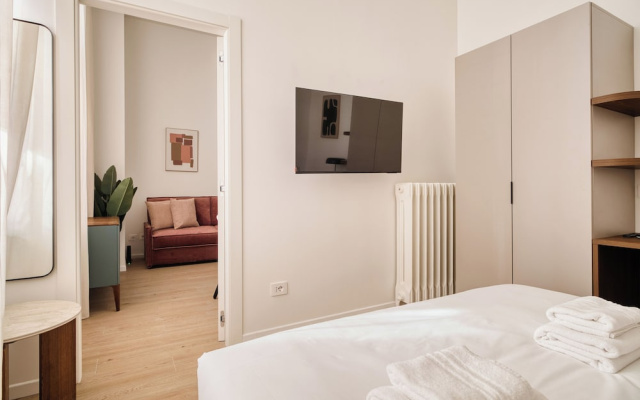Elegant Flats near Guastalla Gardens