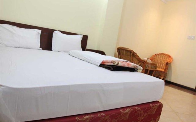 Biraj International Hotel in Kampala, Uganda from 53$, photos, reviews - zenhotels.com guestroom