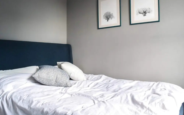 A Charming 2 Bedroom Retreat In East Dulwich