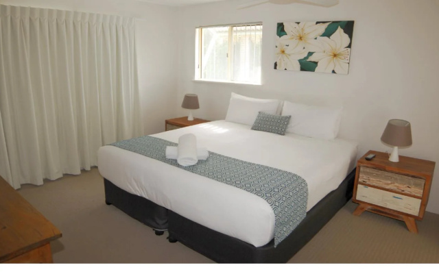 Lennox Beach Resort