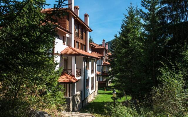 Отель Mountain Lake Hotel Болгария, Чепеларе - отзывы, цены и фото номеров - забронировать отель Mountain Lake Hotel онлайн вид на фасад
