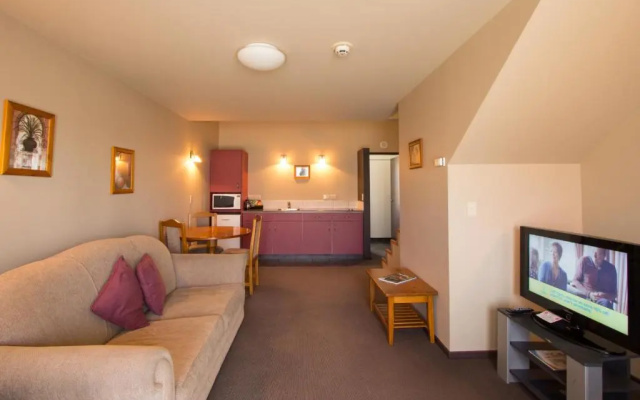 Balmoral Lodge Motel