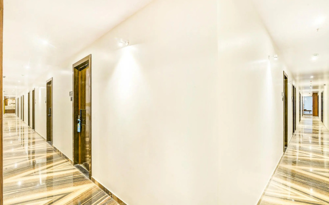 FabHotel Urban Court